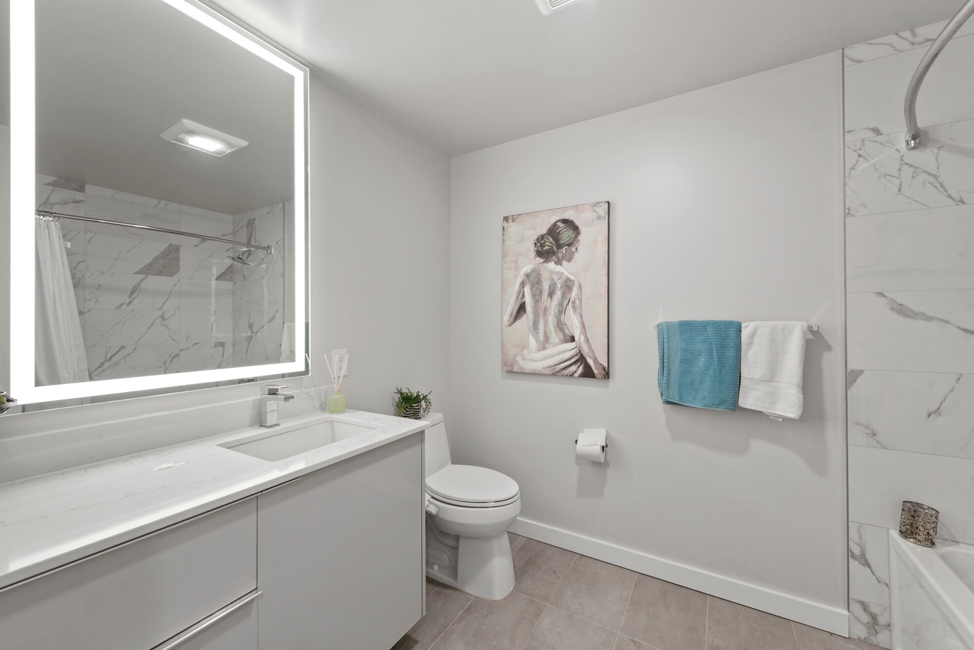 bathroom - 450 S Main St