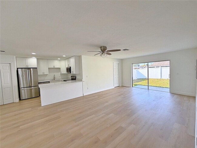 Building Photo - 11036 Greenline Way