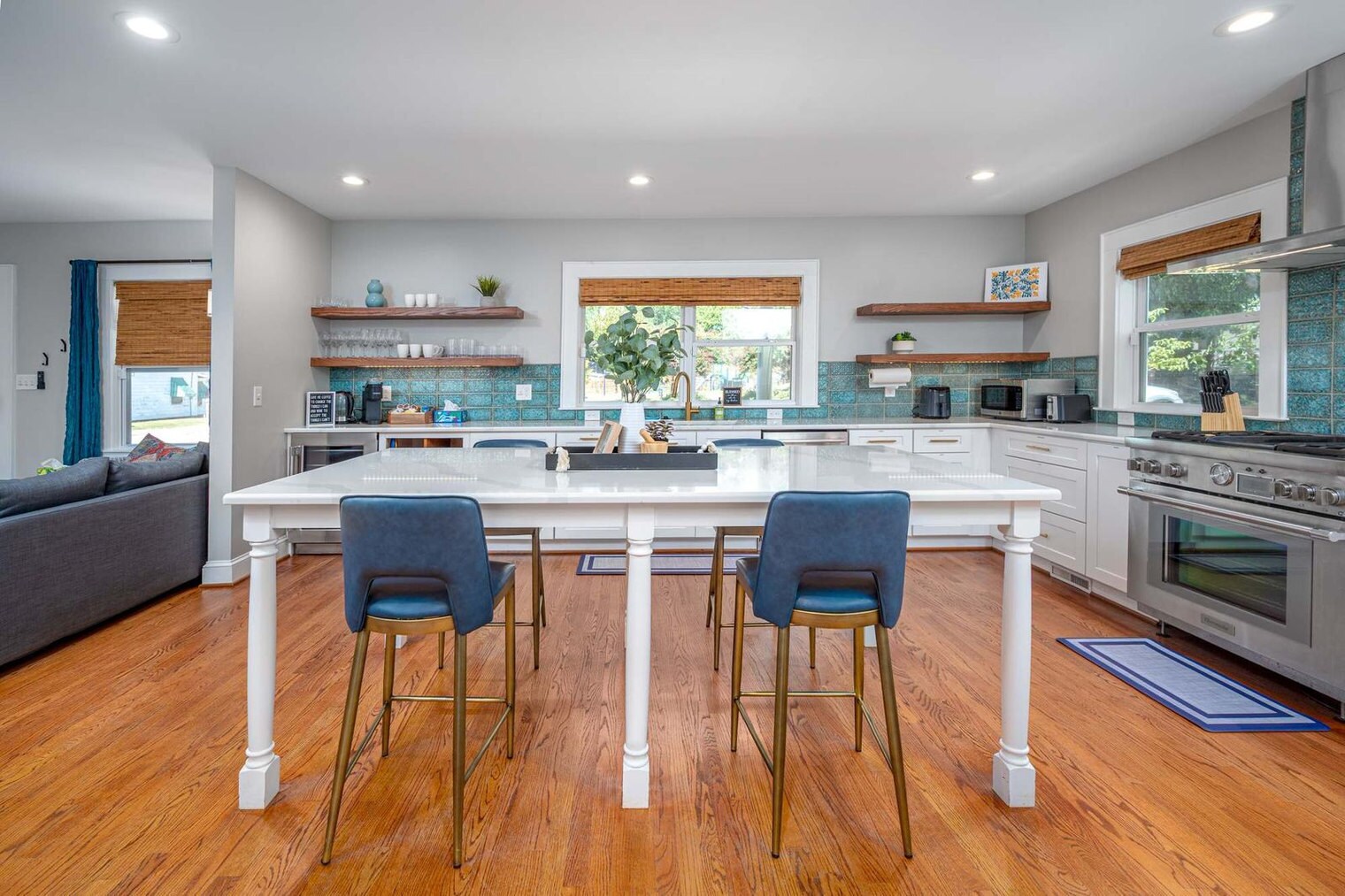 Building Photo - 211 Hargrove St