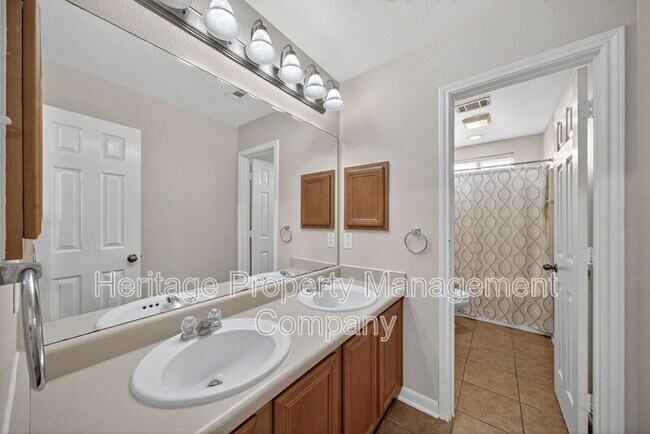 Building Photo - 606 Horn Run