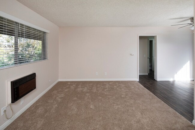 Interior Photo - Garrett Gardens