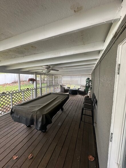 Building Photo - 8426 Greystone Dr