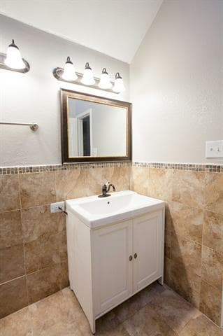 Building Photo - 10686 Rosebud Ct