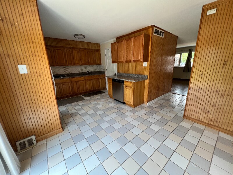 Building Photo - 12219 Rambler Rd