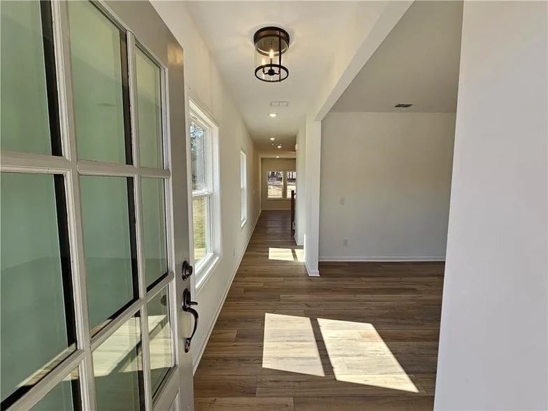 Building Photo - 48 Silverleaf Trl