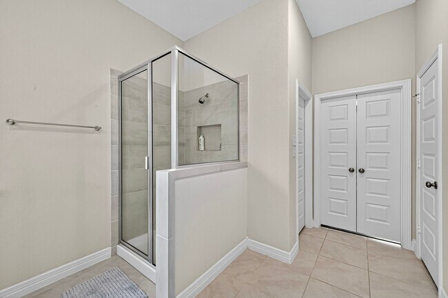 Building Photo - 24607 Carleton Lake Ln