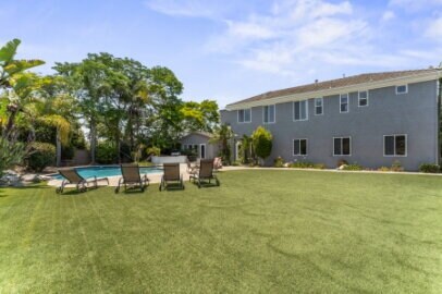 Building Photo - Luxurious, 5450 SqFt,  5 Ensuite Bedrooms ...