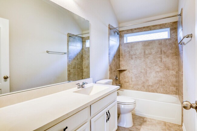 Building Photo - 6647 Northchester Dr