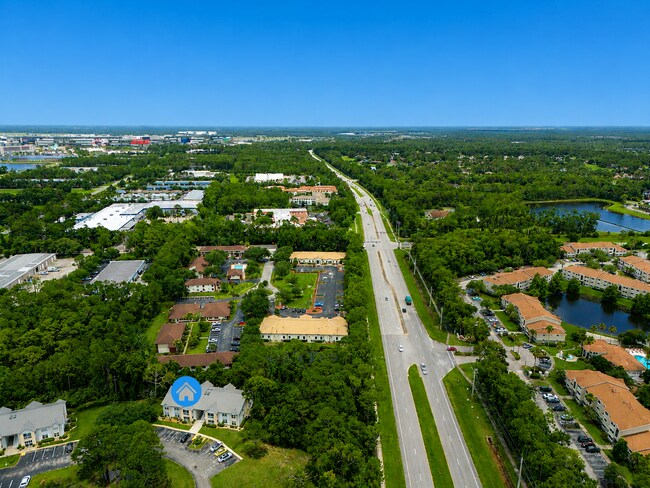 Building Photo - 2-bedroom Condo at Indigo Lakes