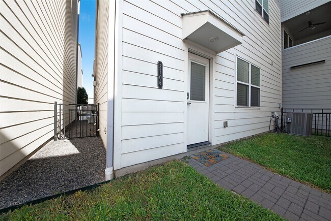 Building Photo - 2706 Eado Edge Ct