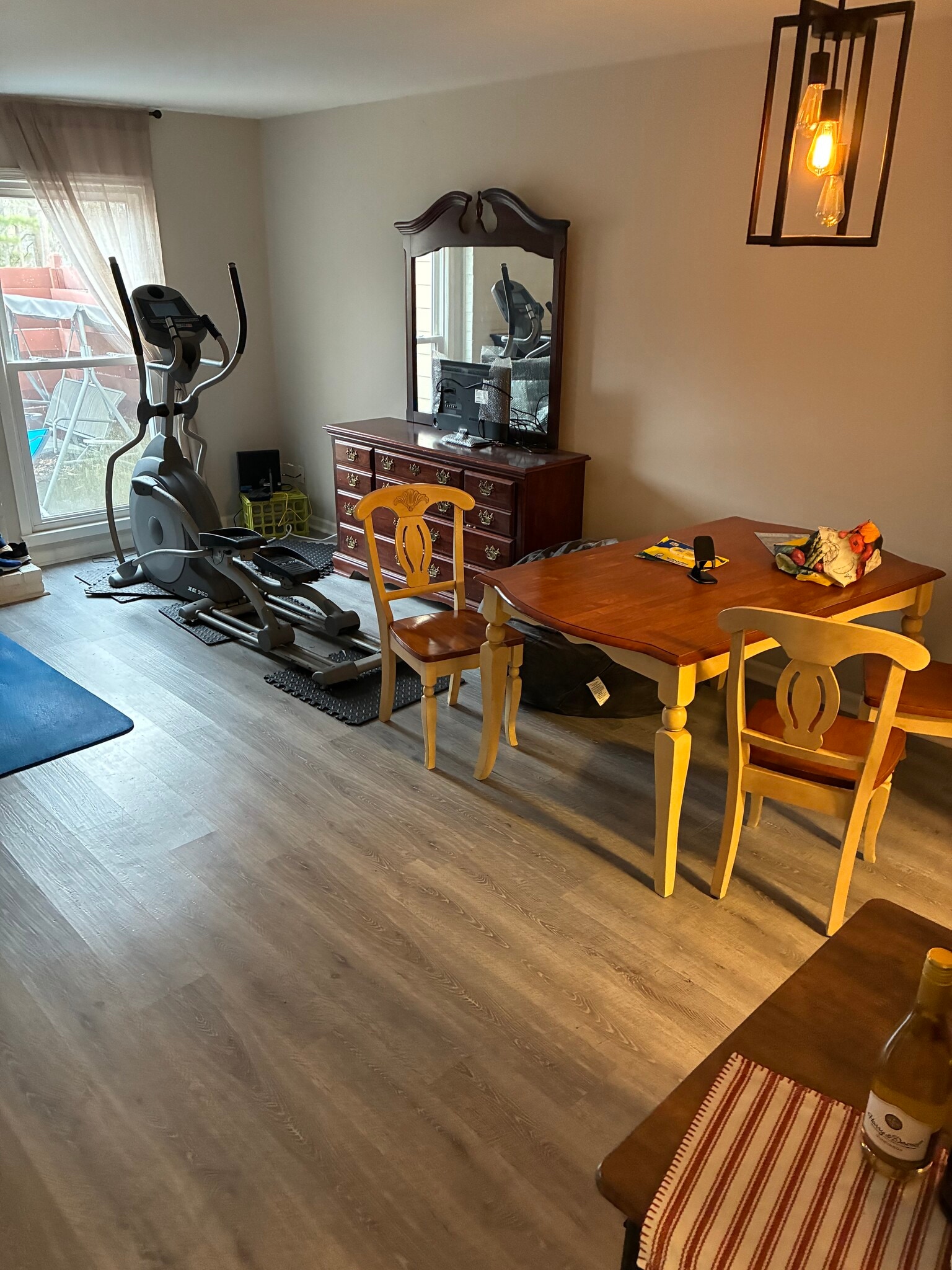 Building Photo - 579 Wedgewood Dr