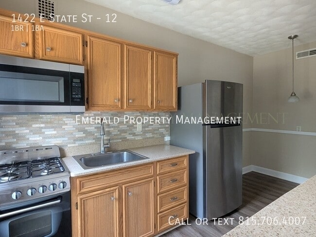 Building Photo - 1422 E State St