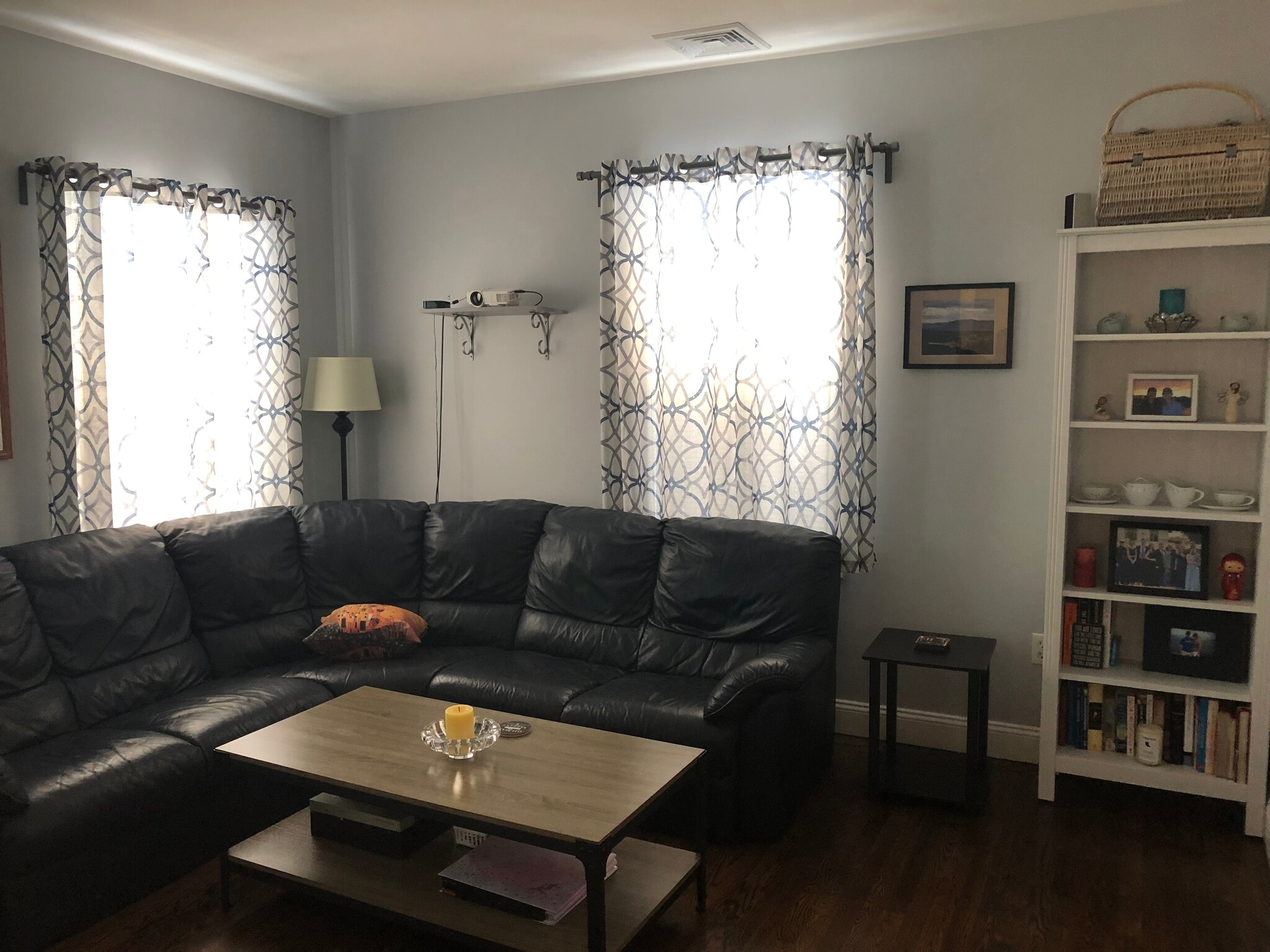 Building Photo - 52 Nash St