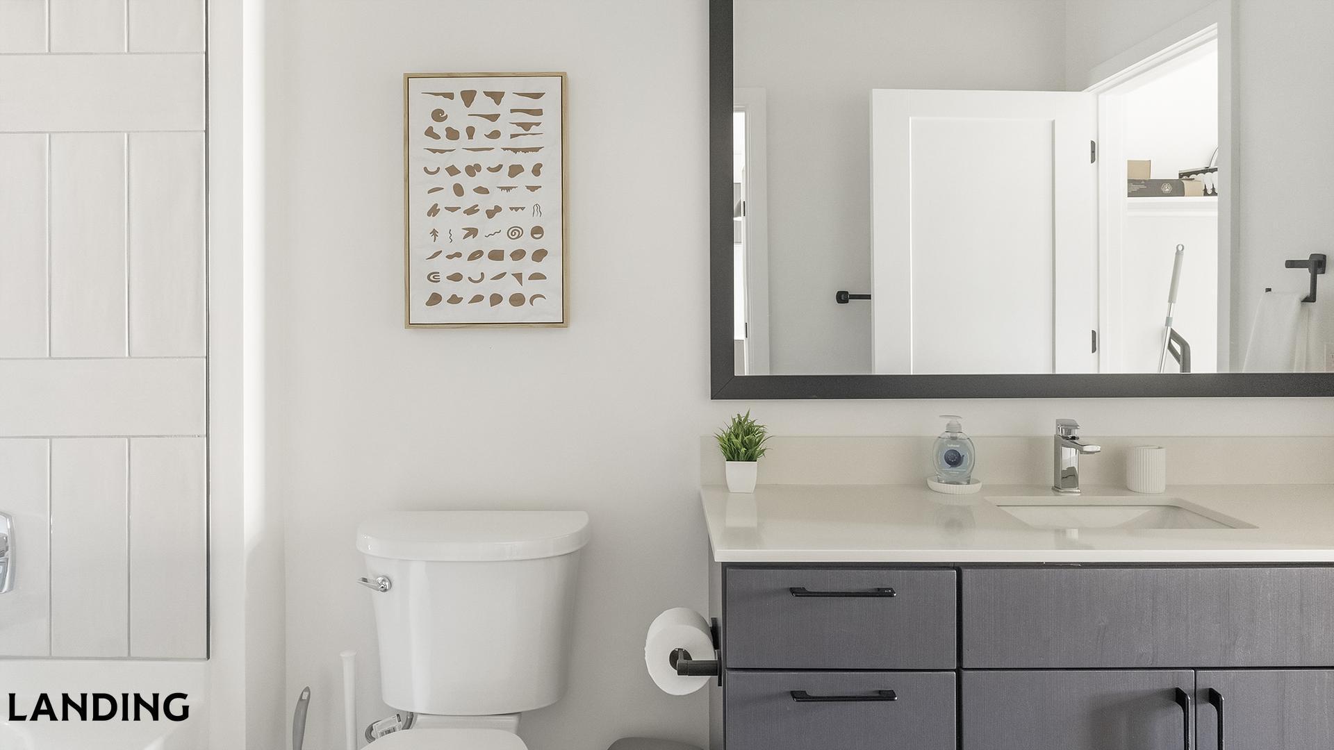 Building Photo - 1007 S Mint St