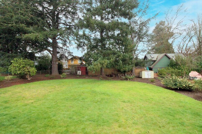 Building Photo - soudr03