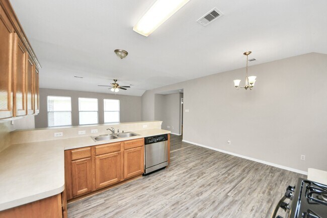 Building Photo - 24311 Hard Wood Dr