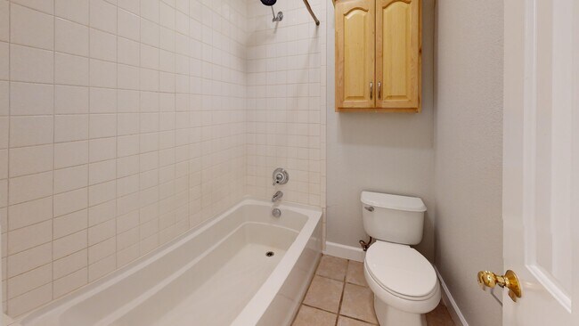 Building Photo - 1610 Ames Ct