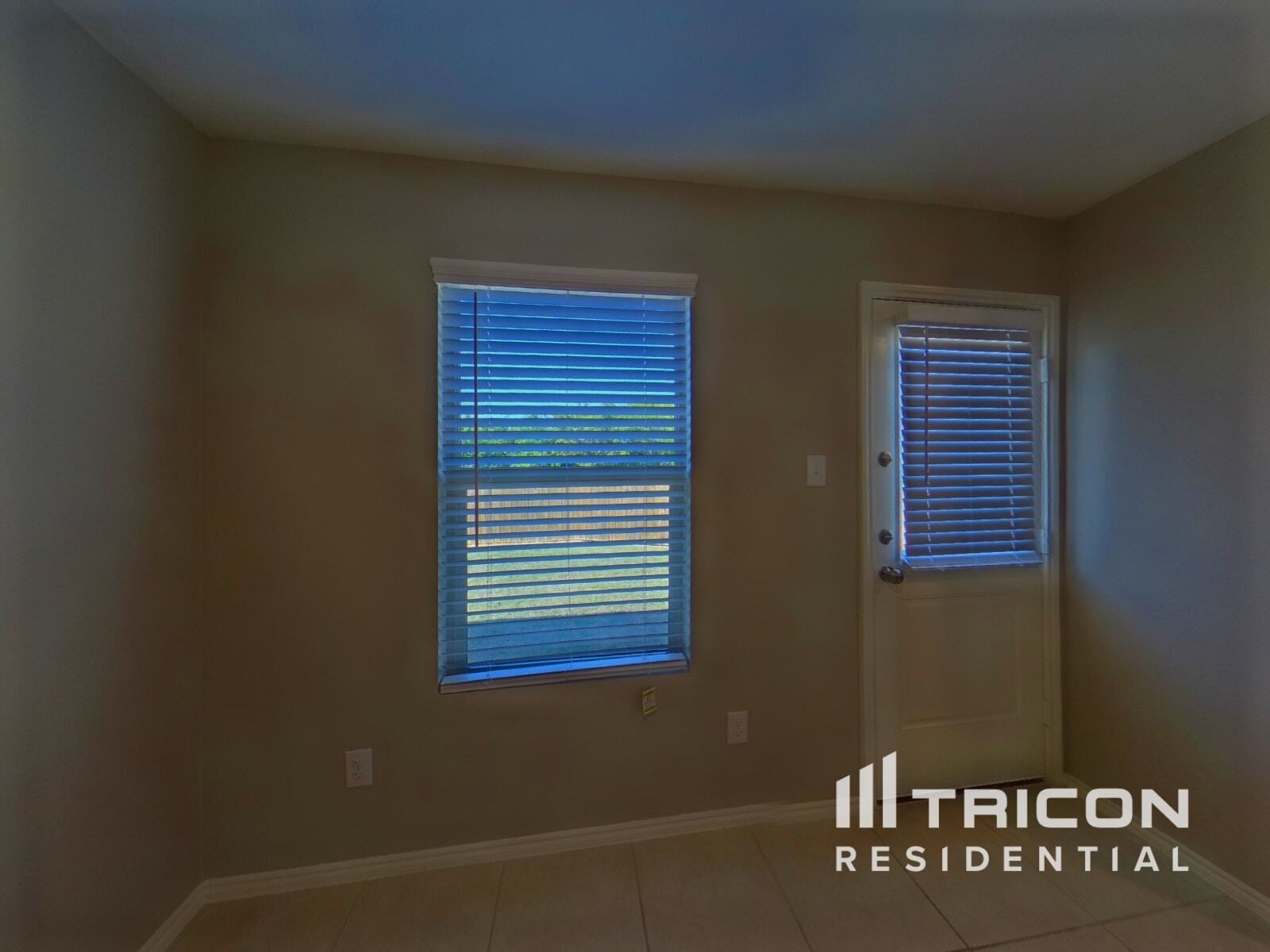 Building Photo - 304 Ranchito Pass