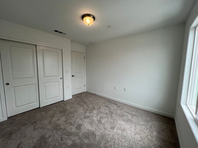 Building Photo - Price reduced!!! Be the first to live in t...