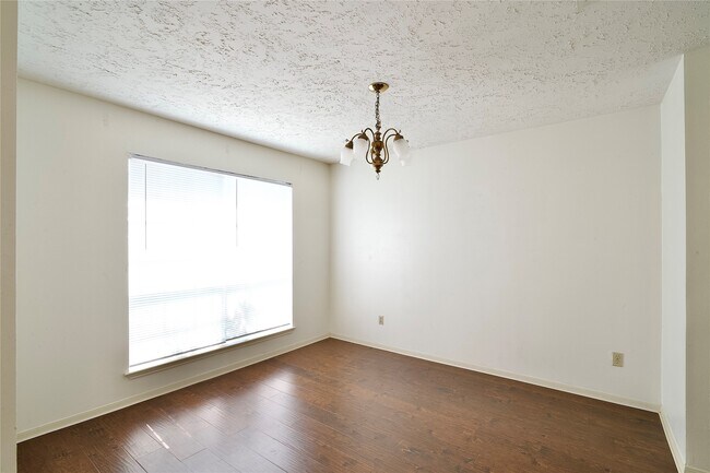 Building Photo - 3222 Settlers Way Blvd