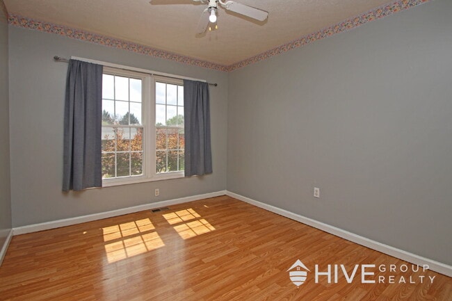 Building Photo - Charming Elkton Home with Space, Style, and a Prime Location!