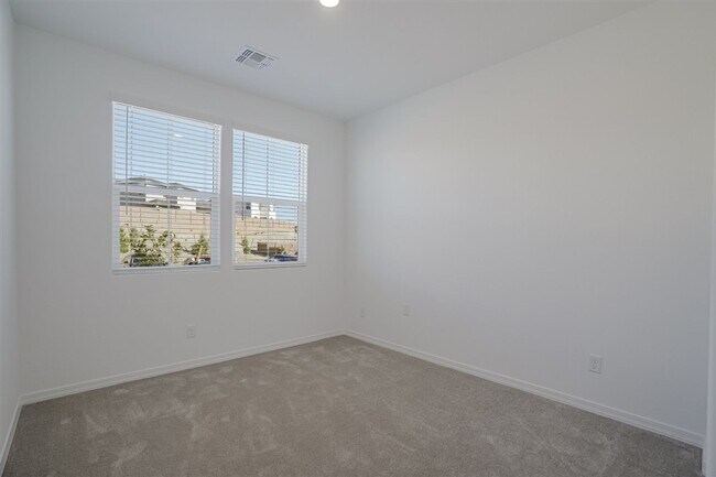 Building Photo - Brand New 3 Bedroom 2 Bath Home in South Ranch