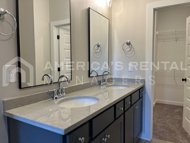 Building Photo - Home for rent in Hoover!!! Available to View Now!