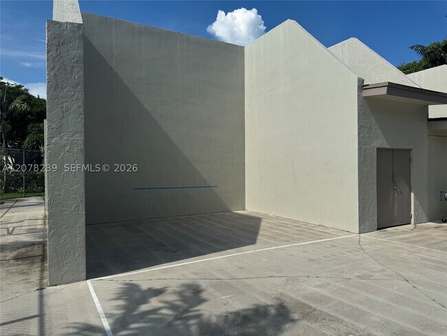 Building Photo - 11467 SW 109th Rd