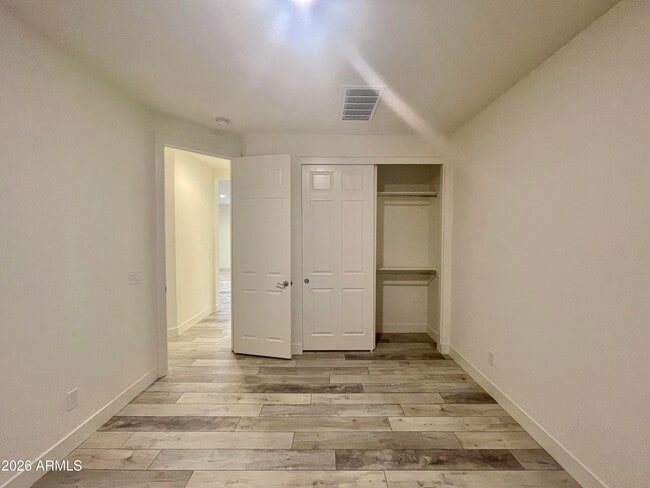 Building Photo - 20862 E Sparrow Dr