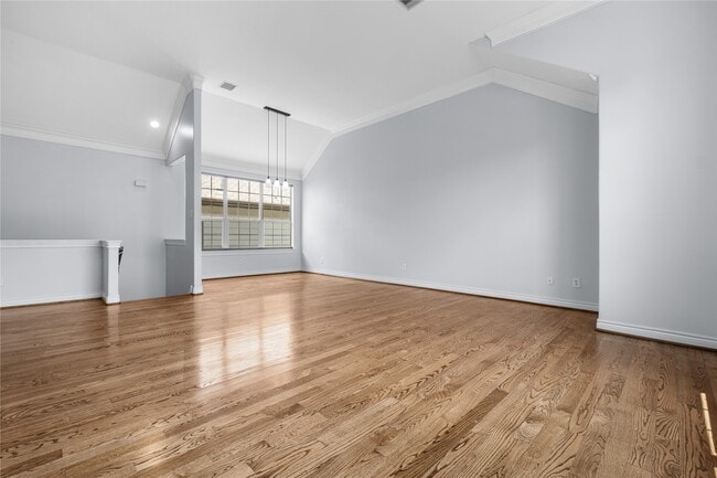Building Photo - 5949 Kiam St