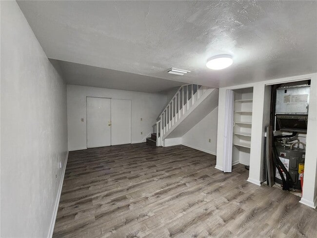 Building Photo - 806 SW 64th Terrace