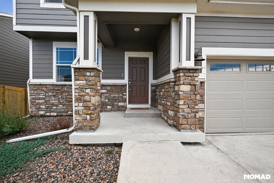 Building Photo - 17312 Bluetrail Ave
