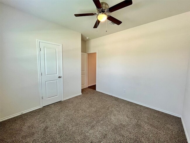 Building Photo - 2304 Lattimore St