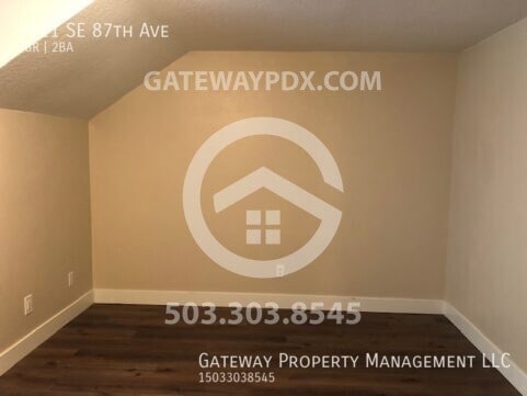 Building Photo - 5511 SE 87th Ave