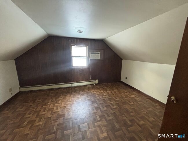 Building Photo - 34 Seaver Cir