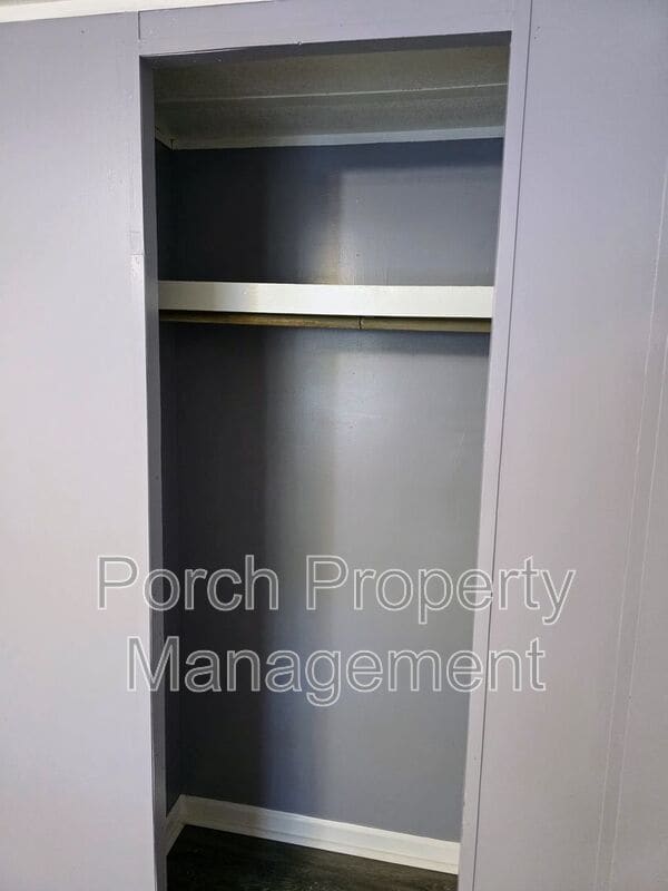 Building Photo - 12 Anne Cir