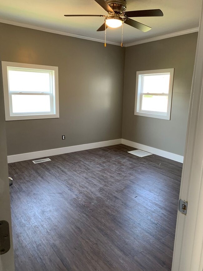 Primary Photo - Fantastic single family home!