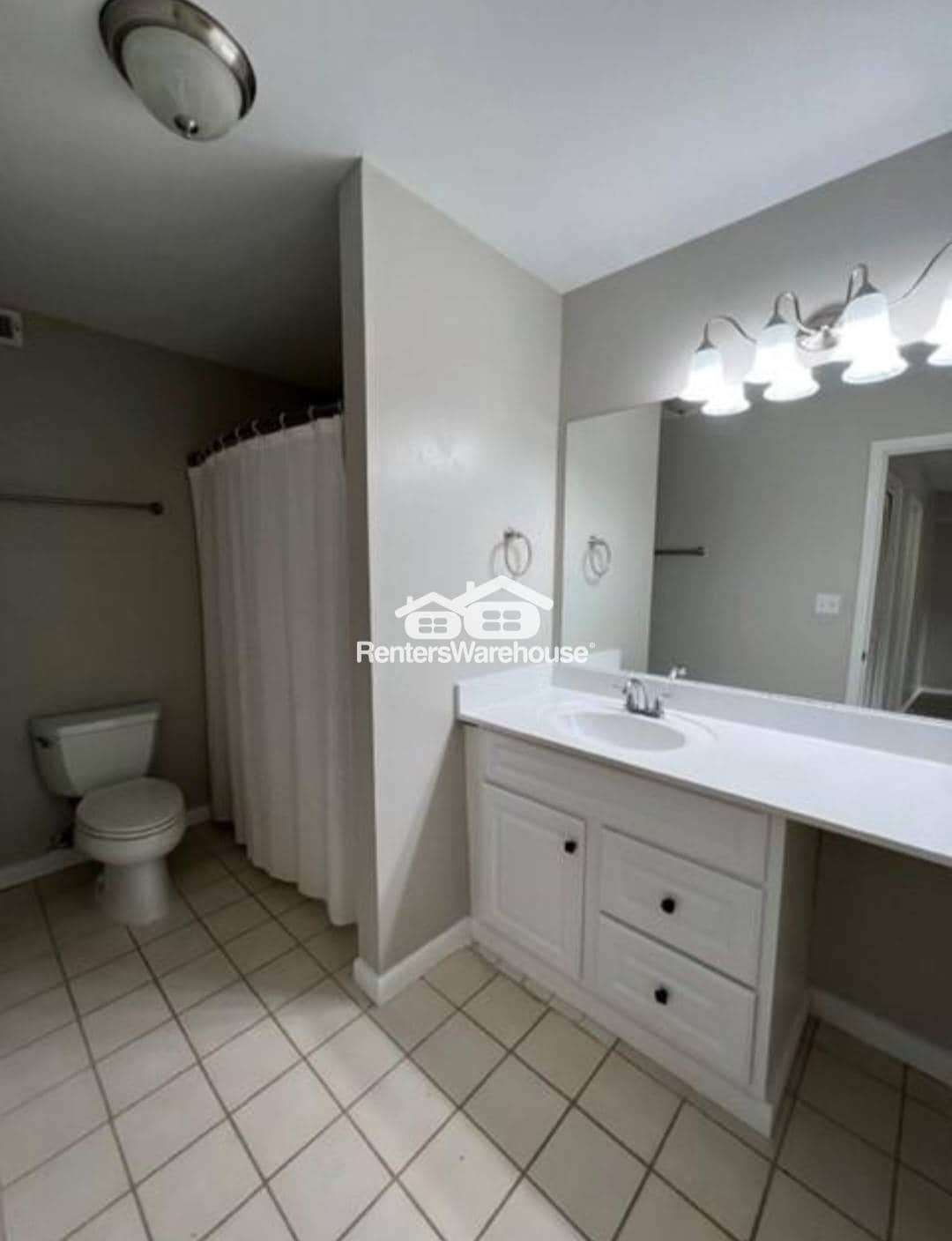 Building Photo - 401 Wynnes Ridge Cir SE