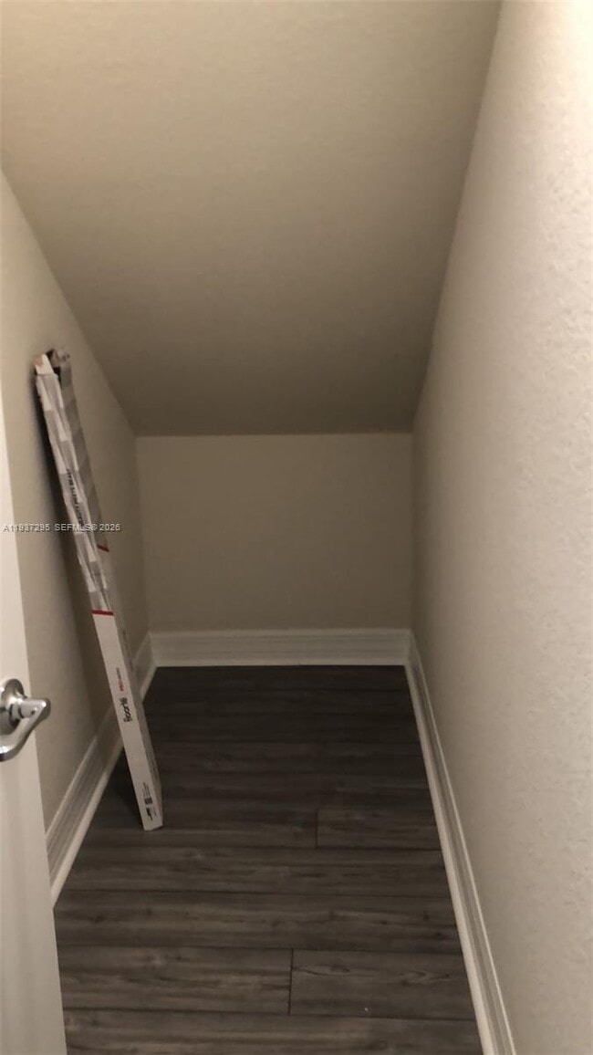 Building Photo - 3149 Poinciana St