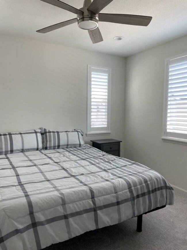 Building Photo - Beautiful 3 Bedroom, 2 Bath, in River Island Community
