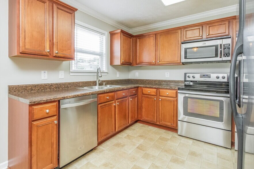 Building Photo - 3406 Almar Knot Dr