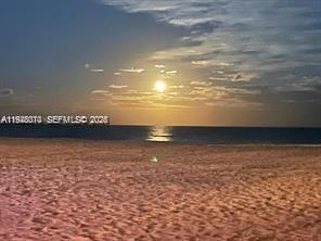 Building Photo - 1600 S Ocean Dr