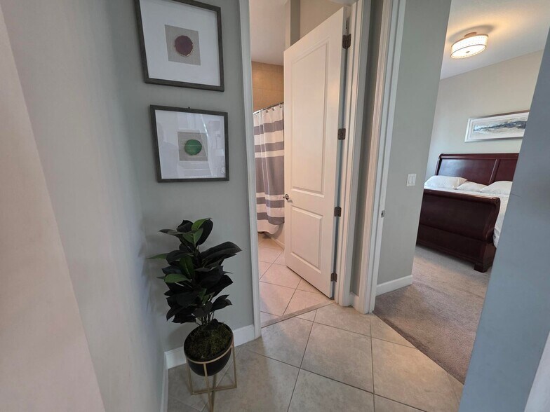 Building Photo - 16007 Whippoorwill Cir