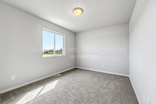 Building Photo - 25245 Vargas Ln