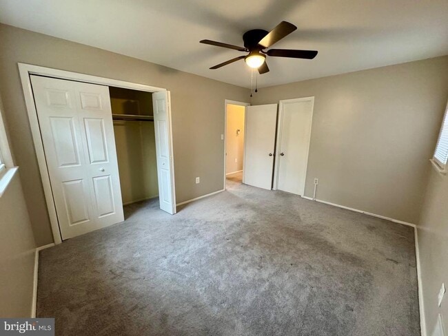 Building Photo - 8008 Noel St