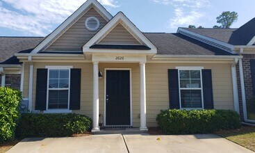Building Photo - Cute 2 Bedroom Townhouse - Close to Shopping & Restaurants! Near I-20 and Washington Rd