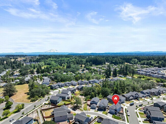Building Photo - Modern 3-Bed Home in Lacey - $25K+ in Upgr...