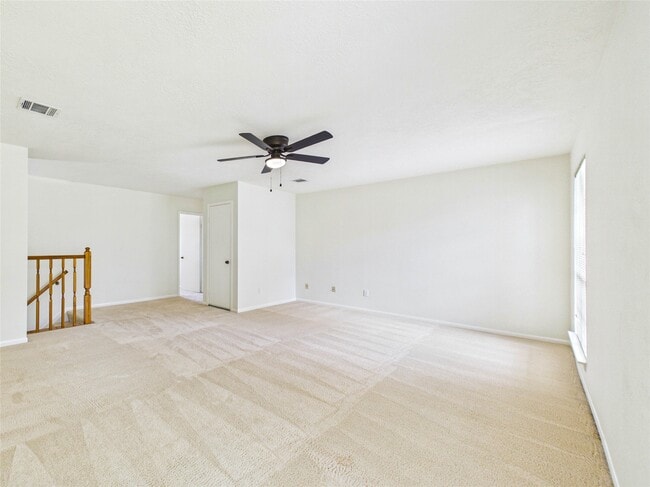 Building Photo - 814 Lochnell Dr