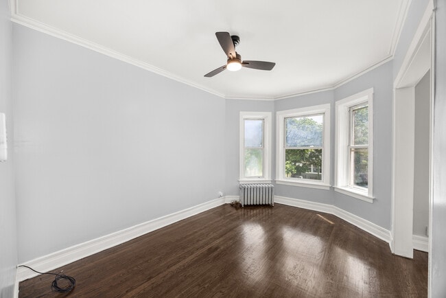 Building Photo - 7110 S Eberhart Ave