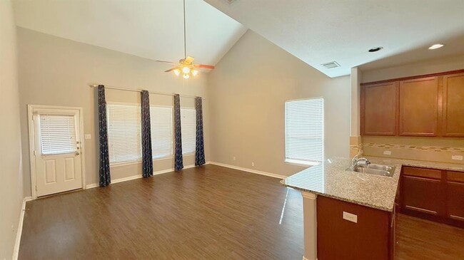 Building Photo - 129 Eagle Owl Loop